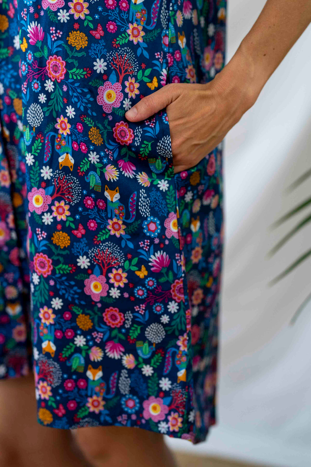 Secret Garden Midi Dress 新品・ハンガー・タグ付 Secret Garden Tokyo Dress – ZIKGER BY ZICHRINI GER